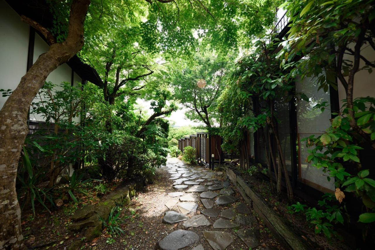 Yufuin Onsen Tsukanoma Exterior photo